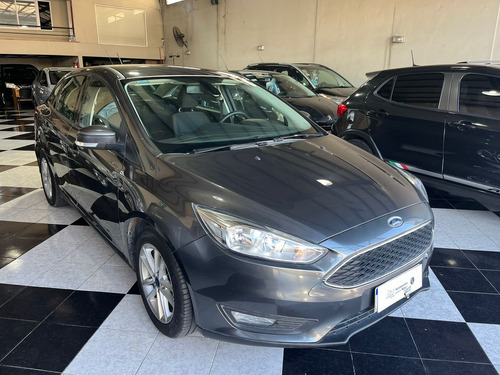 Ford Focus III 1.6 Sedan S