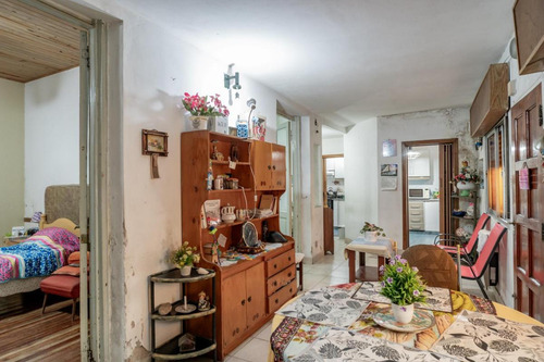 Ph En Venta - 4 Dormitorios 2 Baños - 147mts2 - Lomas De Núñez