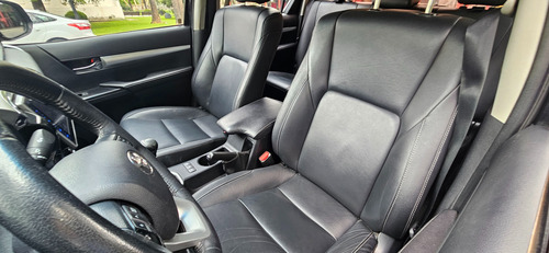 Toyota Hilux Pick-Up 2.8 Cd Srv Pack 177cv 4x2