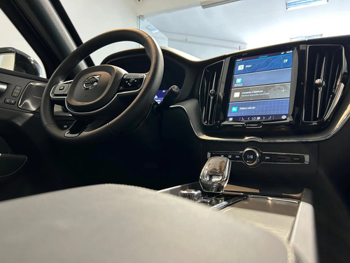 Volvo XC60 2.0 T8 Ultimate Dark Recharge (Plug-In) 5P Hibrido