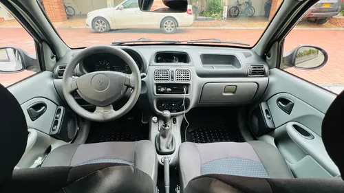 Renault CLIO STYLE Versión style