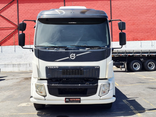 Volvo Vm 330 Ishift Leito 8x2 Bitruck Ar Condicionad