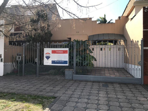 Imagen 1 de 30 de Venta Casa.ideal Emprendimiento.gran Lote Banfield