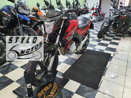 Imagem 2 de 8 de Honda Cb Twister