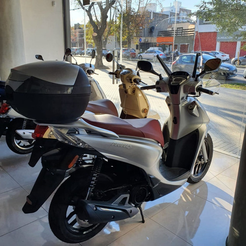 Imagen 4 de 15 de Kymco New People S 150i 0km 2022 Marrocchi Rosario