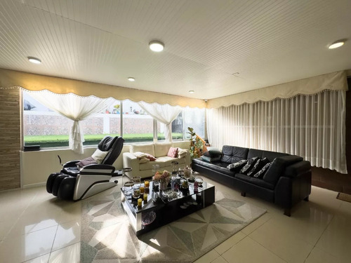 Linda Casa En Lomas San Andrés