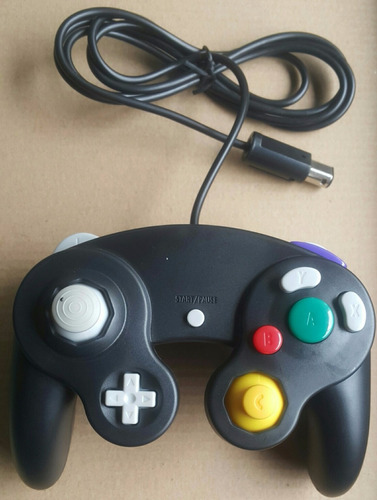 Control Negro / Nintendo Gamecube & Compatible Wii