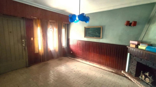 Casa En Venta En Castelar