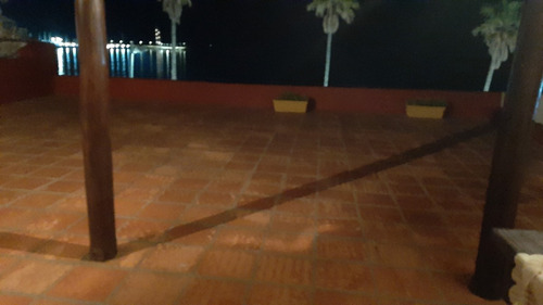 Imagen 16 de 17 de Alquilo Apto Piriapolis ,frente A La Playa, , Pleno Centro