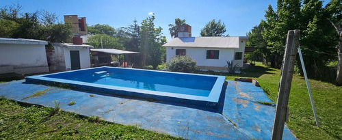 Venta Casa 3 Dormitorios / Agua De Oro