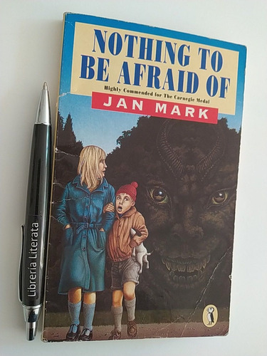 Nothing To Be Afraid Of Jan Mark En Ingles Puffin Books
