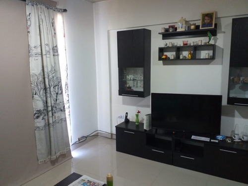 Imagen 4 de 13 de Departamento De 3 Ambientes En Venta - San Justo