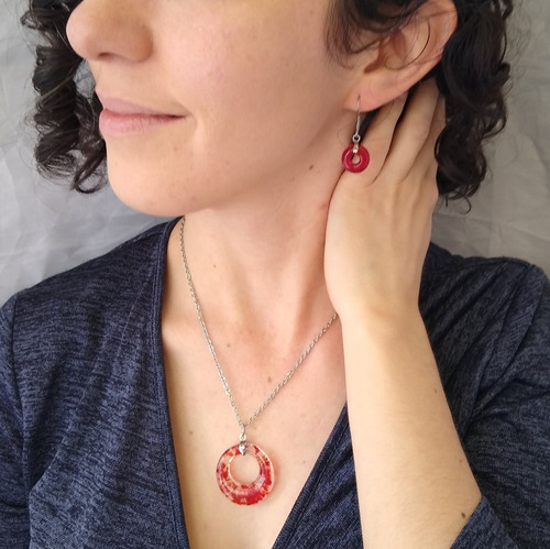 Imagen 3 de 7 de Set Collar Y Aretes Aura Con Dona De Vidrio Cadena De Acero