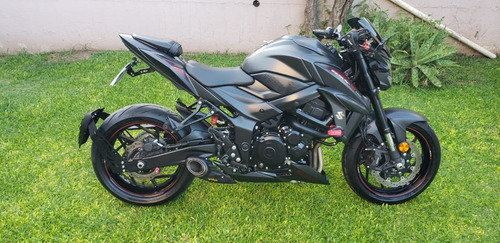 Suzuki Gsx S 750