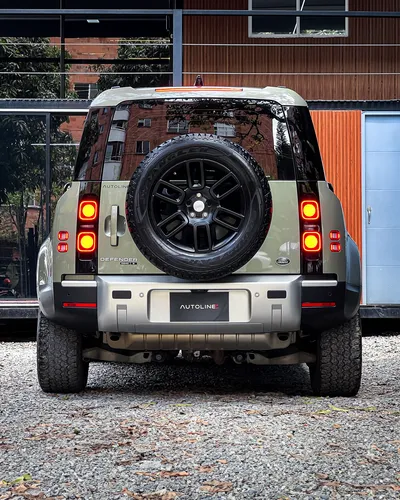 Land Rover Defender S 2020