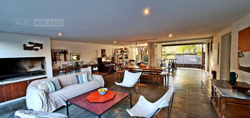 Imagen 26 de 30 de Casa Moderna 6 Ambientes En Venta Beccar-boating-río, San Isidro