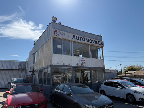 Amplio Local Comercial En Avda Principal
