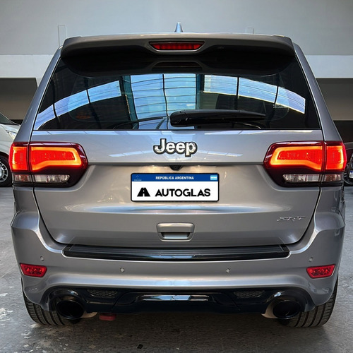 Imagen 2 de 16 de Jeep Grand Cherokee 6.4 Srt Atx 465hp At