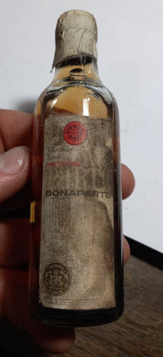 Botellita Antigua Miniatura Vino Tinto Peters Bonaparte