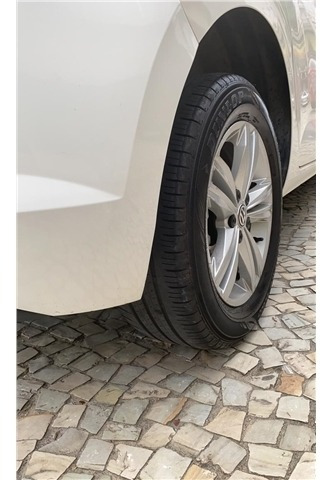 Volkswagen Polo 1.0 200 Tsi Comfortline Automático