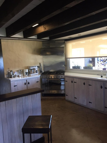 Imagen 9 de 28 de La Casa De Scott Con Pileta Y Jacuzzi Climatizado !