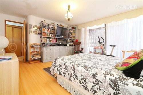 Departamento En Venta De 3 Dorm. En Las Condes