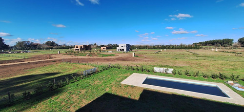 Terreno En Barrio Lomas De Ezeiza