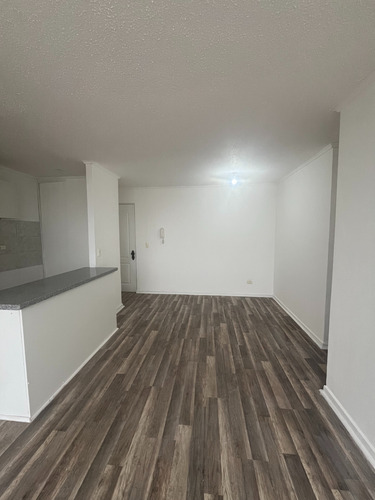 Arriendo Departamento Condominio Cumbres Del Retiro