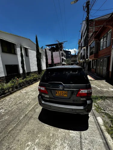 Toyota Fortuner 2.7l