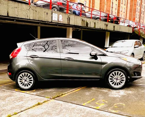 Ford Fiesta 1.6 Hatchback Titanium