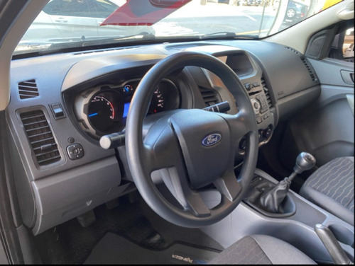 Ford Ranger 2.5 XLS 4X2 CD 16V FLEX 4P MANUAL