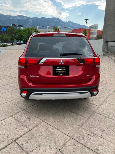 Imagen 6 de 15 de Mitsubishi Outlander 2.4 Se Plus Cvt 2020