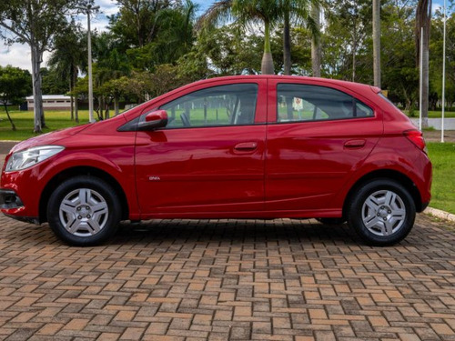 Chevrolet Onix Onix 1.0 MPFI LT 8V FLEX 4P MANUAL
