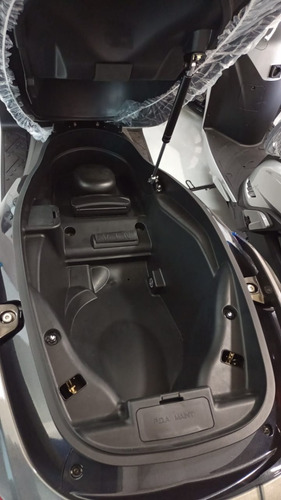 Imagem 6 de 13 de Suzuki - Kymco - People 300 Gti