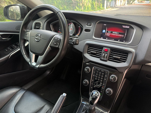 Volvo V40 Cross Country 2.0 T4 Drive-e 5p
