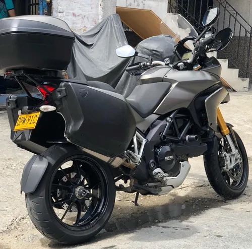 Ducati Multistrada 1200s Touring Ohlins