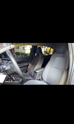 Chevrolet Onix 1.0T Premier Sedan At