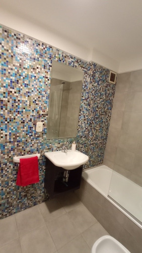 Imagen 10 de 29 de Alquiler Temporario Departamento Dos Ambientes Palermo Holywood, Cochera Privada Apta Camioneta, Jacuzzi, Parrillas