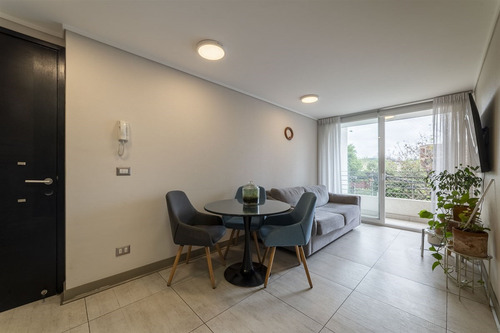 Departamento Venta De 2 Dorm Ñuñoa Bien Mantenido Como Nuevo
