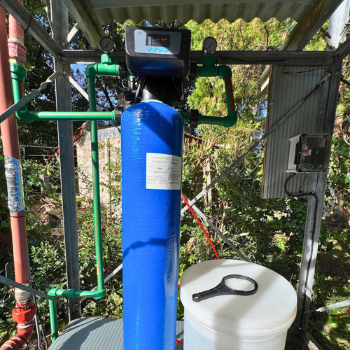 Ablandador De Agua + Carcasa + Filtro Kit Instalación Sarro