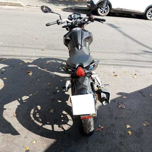 Motocicleta Benelli Tnt25
