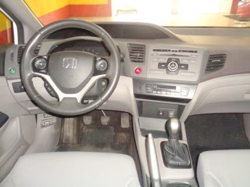 Honda Civic 1.8 Lxs 16v Flex 4p Manual