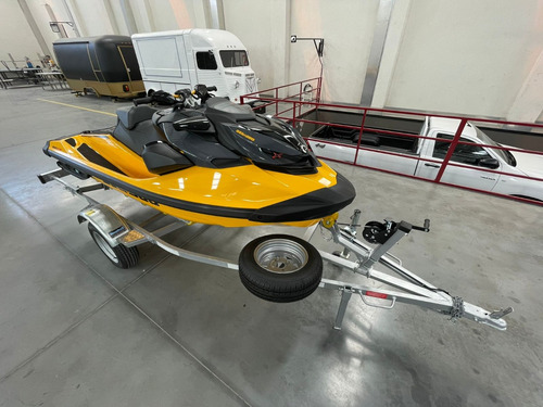 Moto De Agua Tráiler