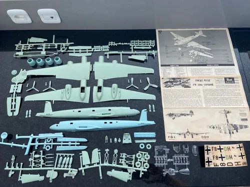 Focke-wulf Fw-200c Condor. Esc. 1/72. Revell Brasil - Raro