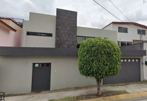 Casa En Venta De Recuperación Bancaria En Col. Las Arboledas Atizapán. Fm17