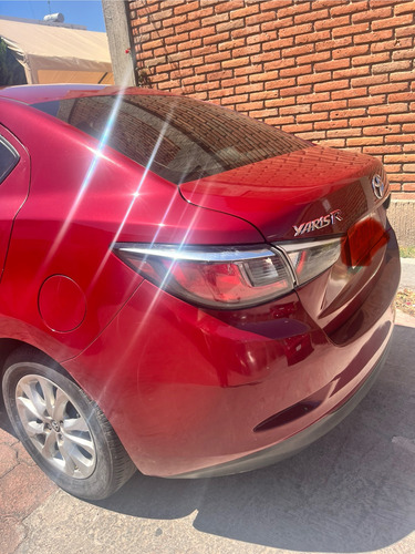 Toyota Yaris 1.5 R Le Mt