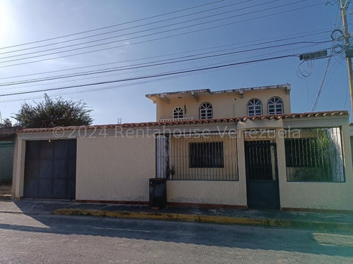 Casa En Venta En Res Aguamiel Los Overos Turmero Db 24-14921