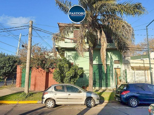 Imagen 3 de 17 de Venta De Galpon + Ph De 3 Ambientes En San Isidro