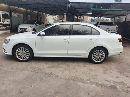 Imagen 7 de 13 de Volkswagen Vento 2018 1.4 Highline 150cv At