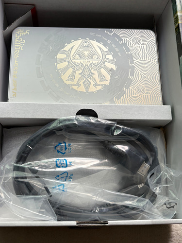 Nintendo Switch Oled Japonés Zelda Tears Of The Kingdom (Usado)